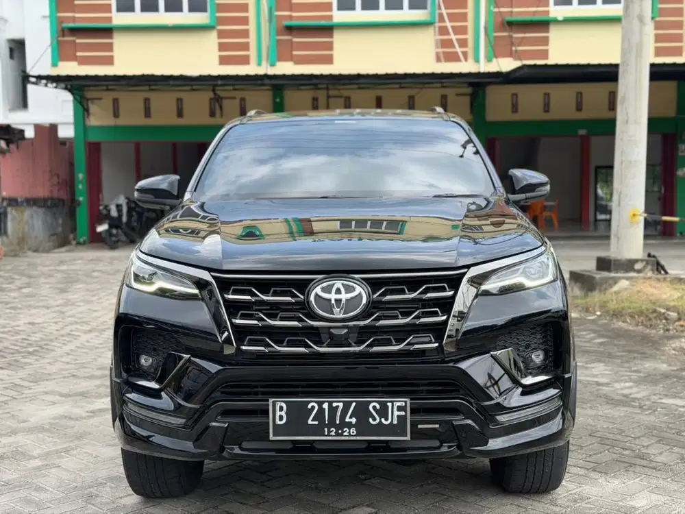 TOYOTA FORTUNER VRZ GR 2.4 2021