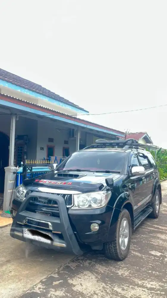 DIJUAL TOYOTA FORTUNER 2.5G DIESEL