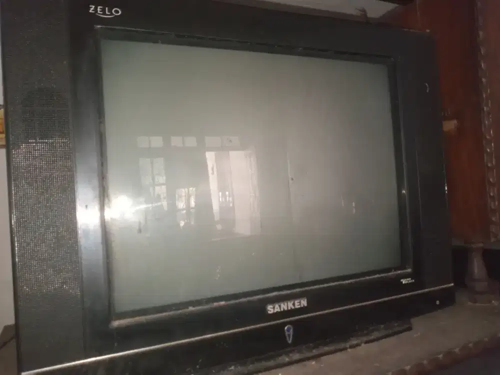 Sanken Zelo  24 inch  semi tabung