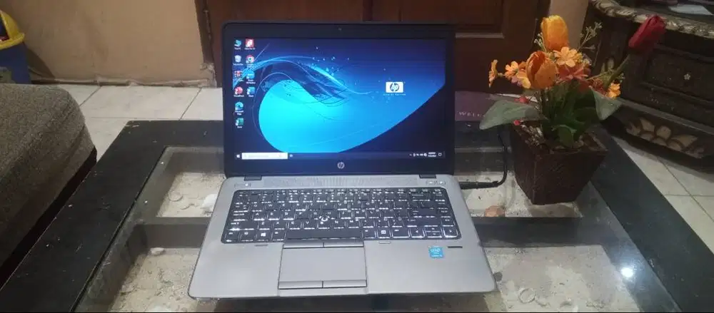 Laptop HP Core i5 Ram 8 HDD 500 Dual VGA Batrey 5jam Siap Pakai