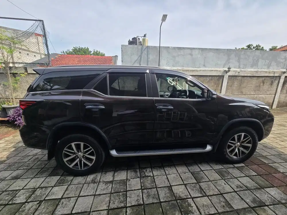 Toyota Fortuner VRZ 2.4 AT DIESEL 2017