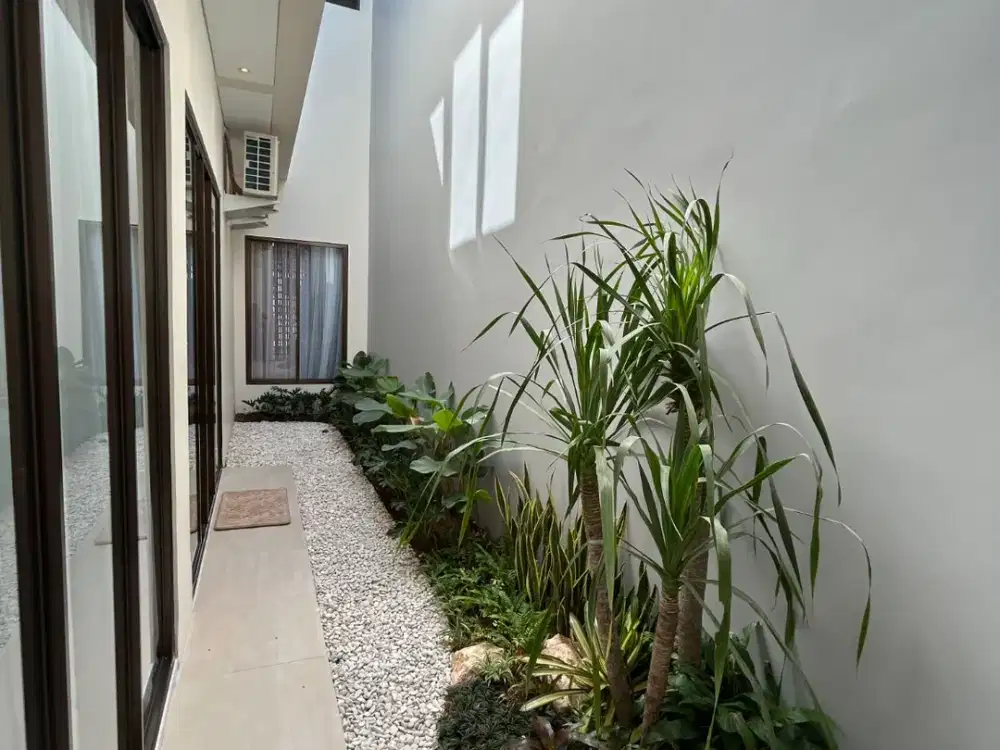 Rumah 4 Kamar Tidur di Jalan Perintis Kemerdekaan Makassar
