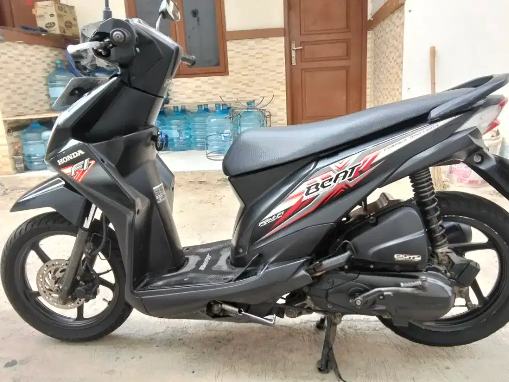 HONDA BEAT FI STARTER ALUS TAHUN 2015 PAJAK HIDUP