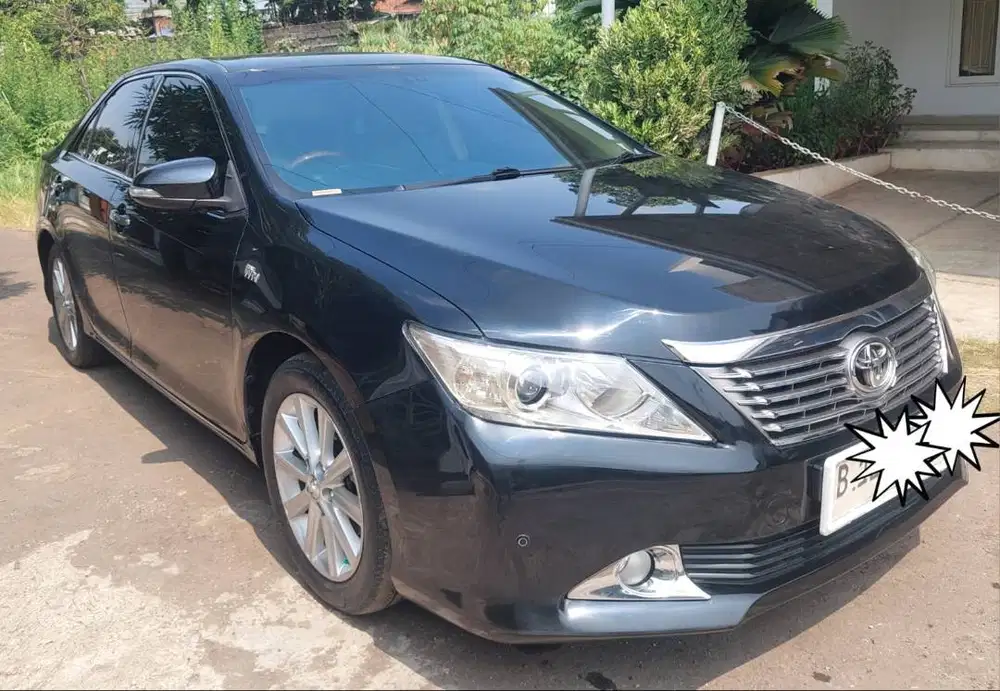 Toyota camry 2.5 type v at 2013 km rendah