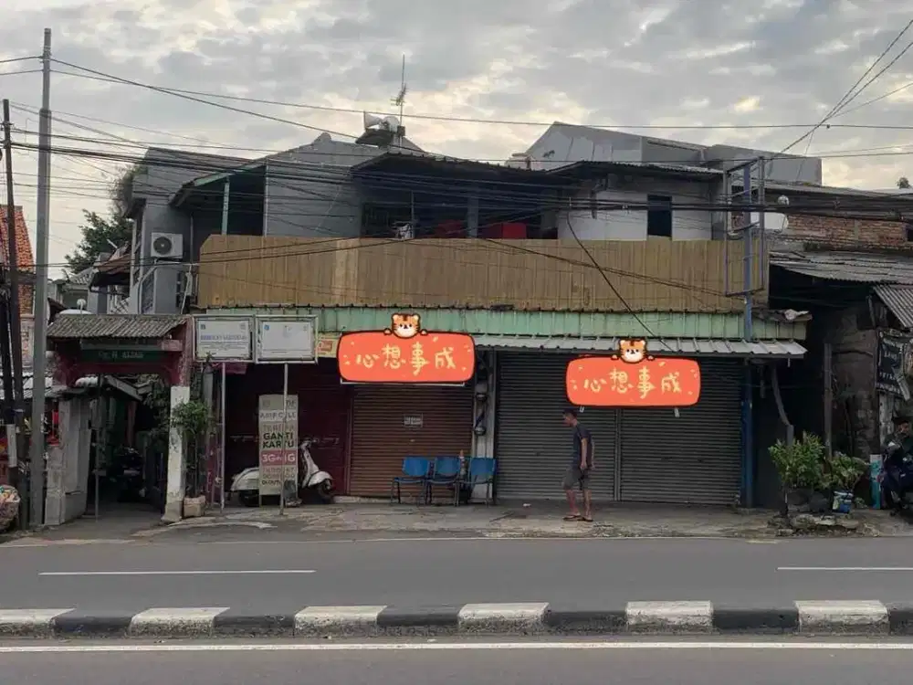 Dijual Rumah Ruko Pinggir jalan lokasi strategis di jl Raya Kalibata jakarta selatan