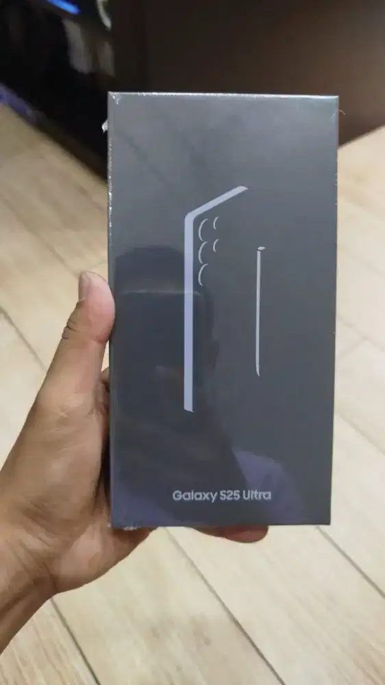 Samsung s25 ultra 256 gb masih segel