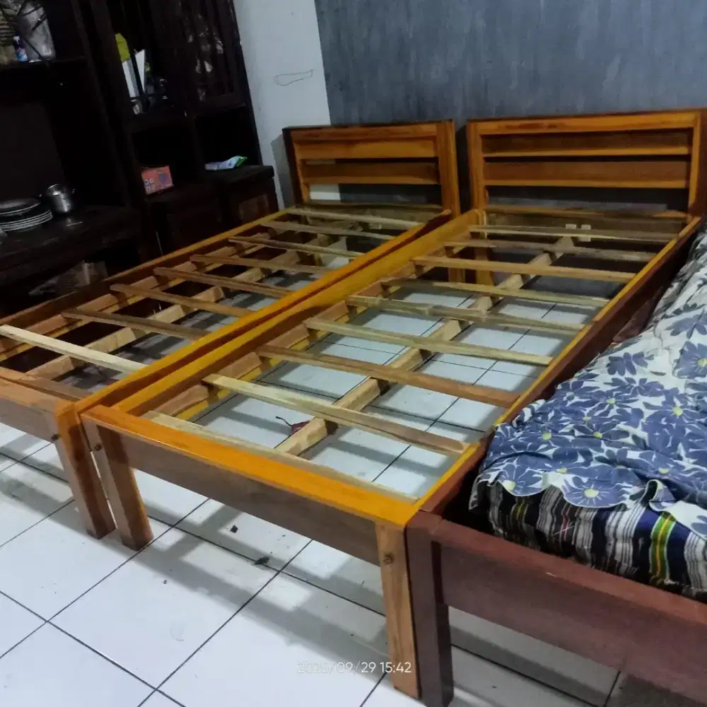 Tinggalsatu. Dipan tempat tidur kayu jati ranjang 120x200