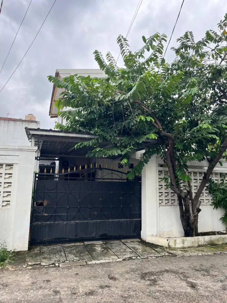 RUMAH DIJUAL LOKASI STRATEGIS