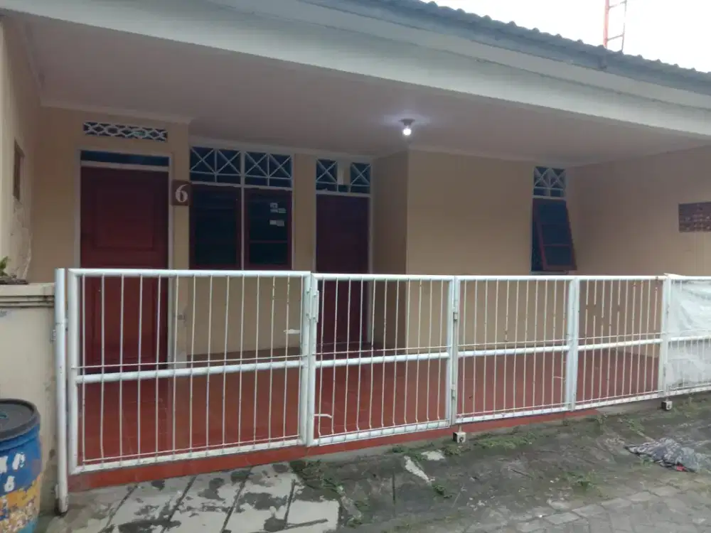 DIKONTRAKKAN RUMAH DI PUCANGGADING