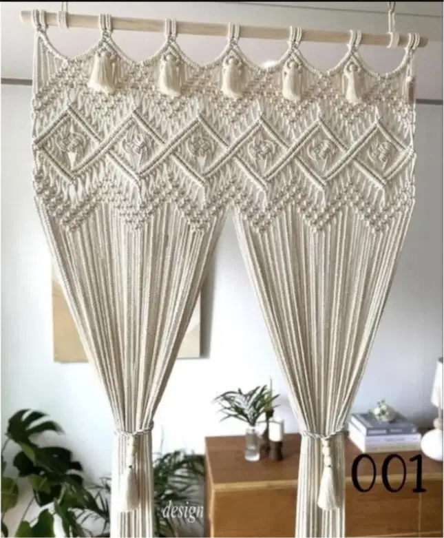 Tirai Gorden Pintu Macrame  asli dari Bali ukuran  120 x 250