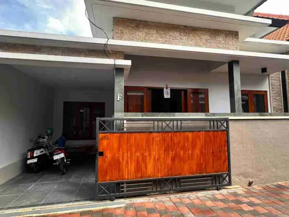 DISEWAKAN RUMAH BARU DI AREA RENON