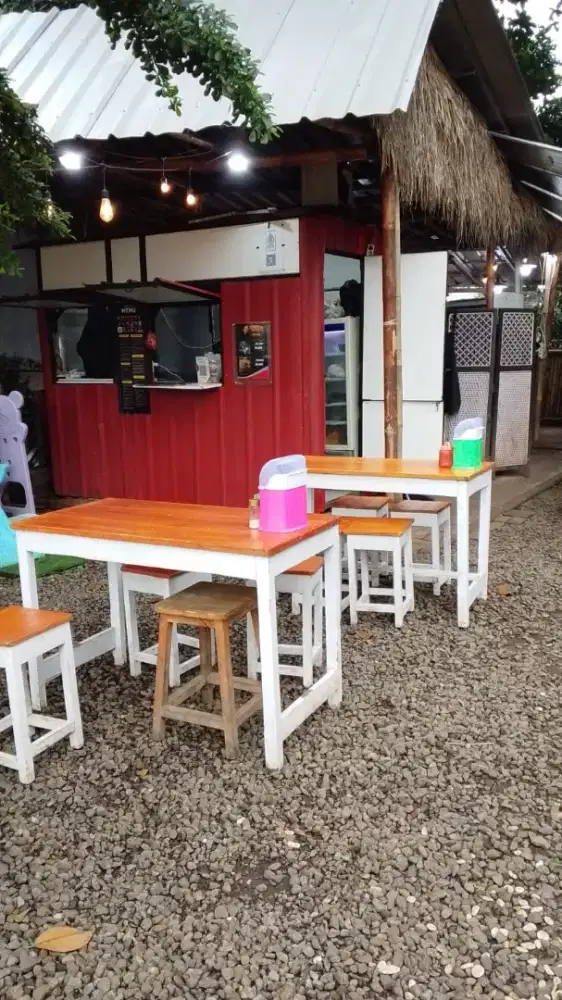 Dibutuhkan bagian dapur toko steak tendaan