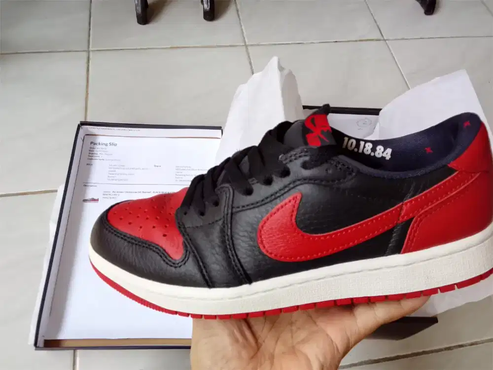 Air Jordan 1 low OG 'Banned'