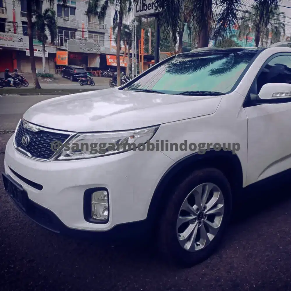 KIA Sorento Diesel matic thn '13 pakai '15. Km 80 RB. OTR 195 JT