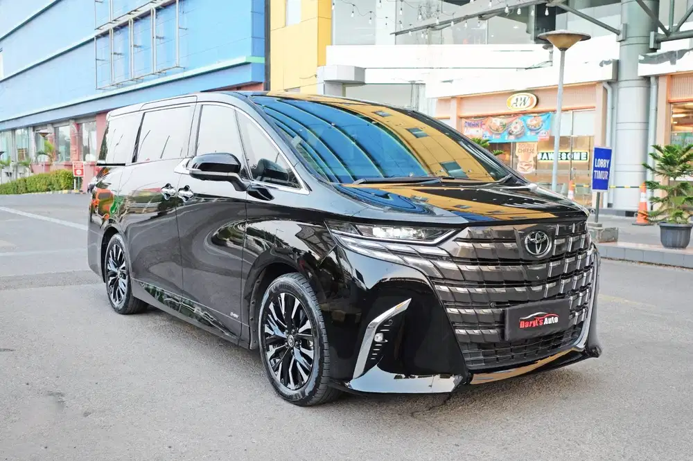 Toyota Alphard 2.5 Hev Hybrid TSS 2024