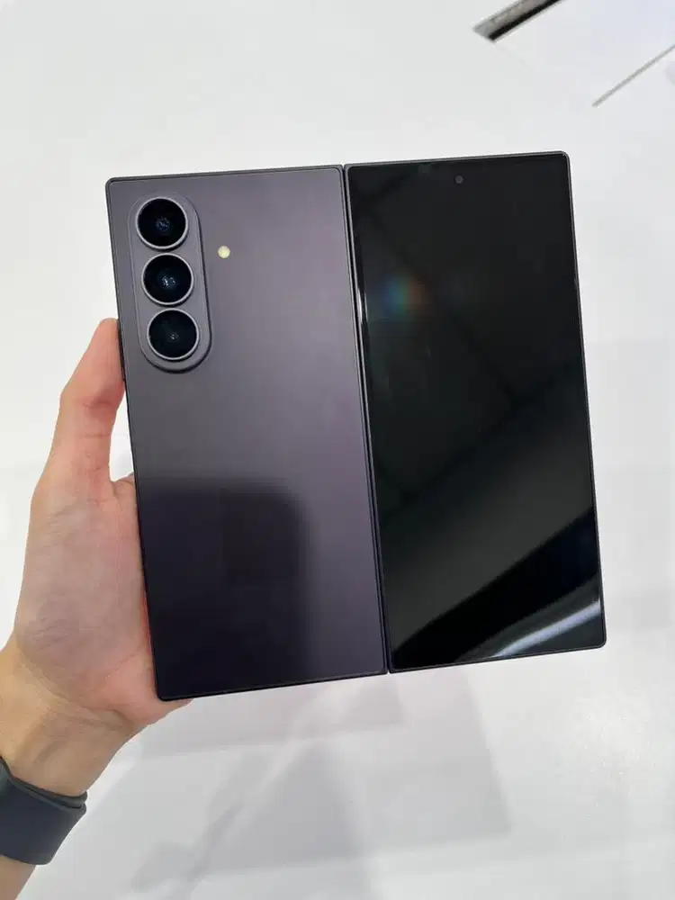 PRE-ORDER SAMSUNG GALAXY Z FOLD8 ULTRA (GARANSI RESMI SEIN)