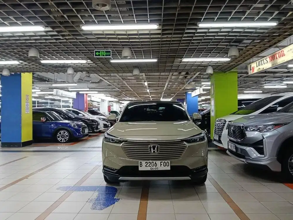 Honda New HRV SE Two tone 1.5 Automatic 2025