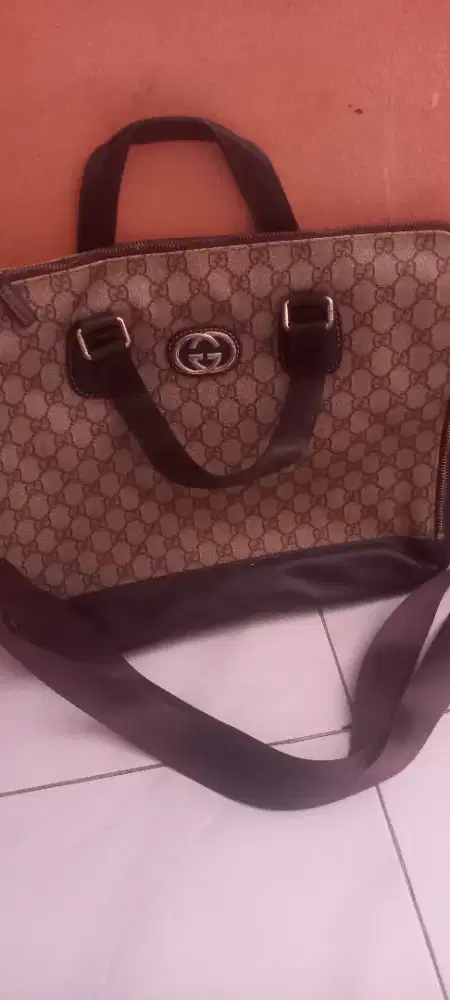 Tas laptop gucci