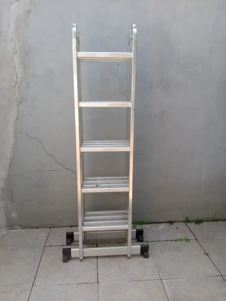 DIJUAL TANGGA LIPAT