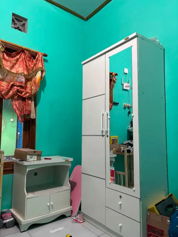 Jual lemari 2 pintu dan meja tv
