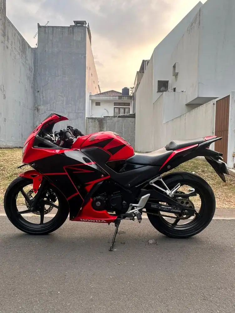 FOR SALE CBR 150R 2015