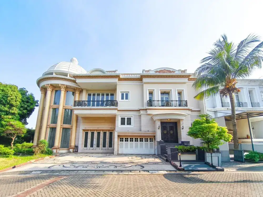 Rumah Mewah Posisi Hoek di Kawasan Elite PIK Penjaringan Jakarta Utara GB-18794