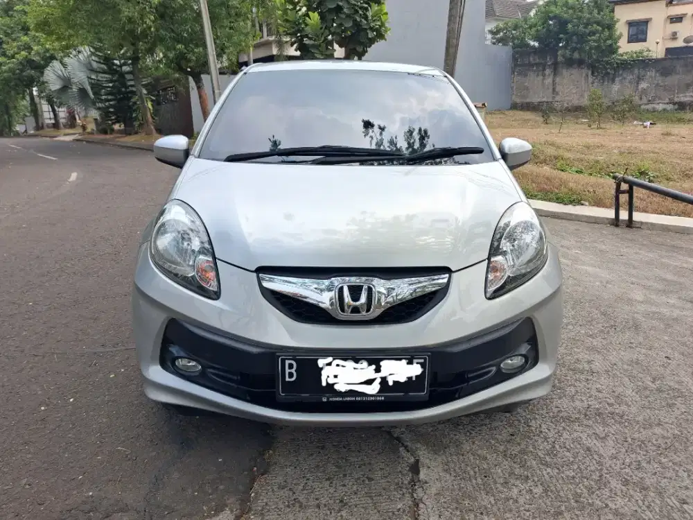 Low KM Honda brio E Matic 2014 1.2 CC