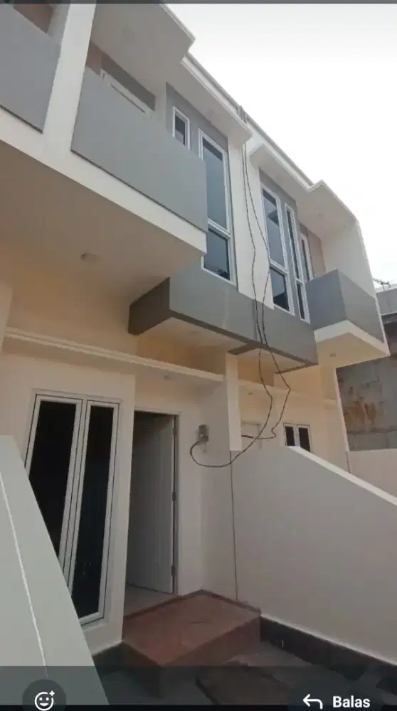 Rumah  baru 2 lt di Kayu manis jakarta