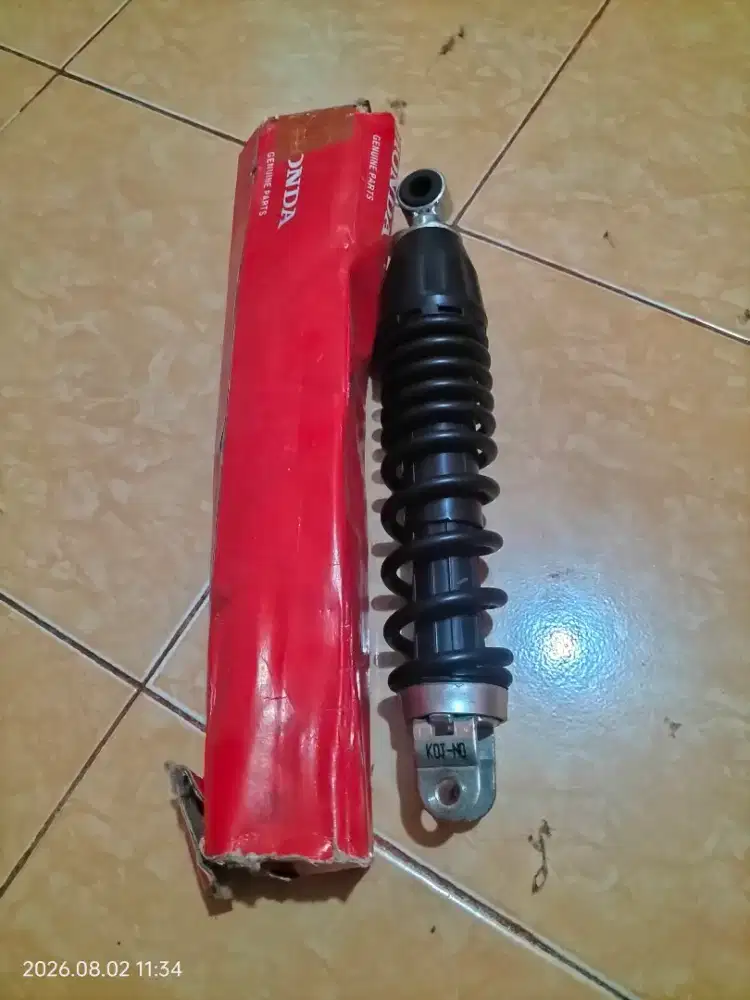 Sokbreker masih baru belum di pake