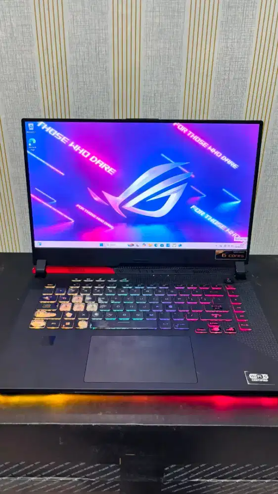 Laptop ASUS ROG Strix G513QC