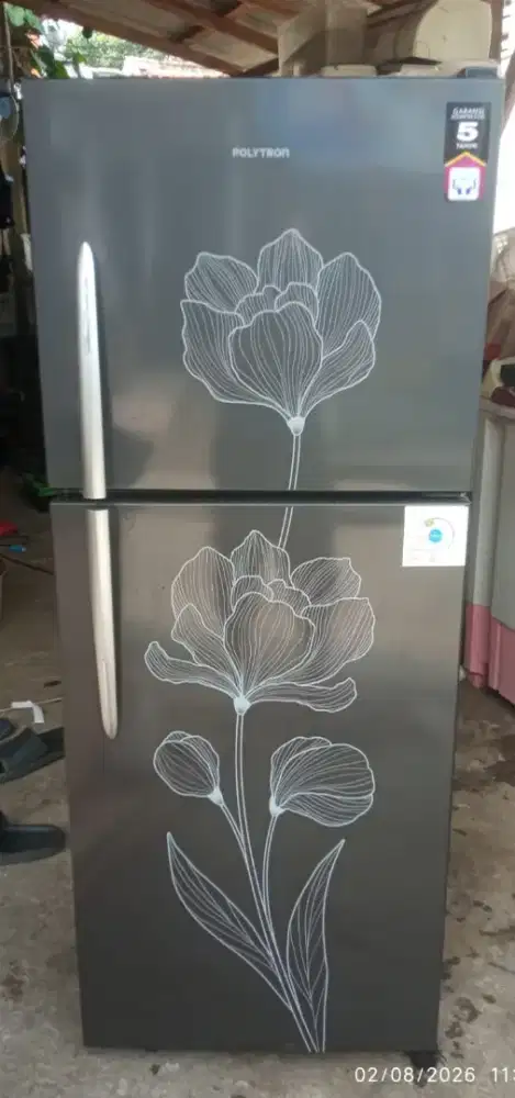 Kulkas 2pintu merek polytron