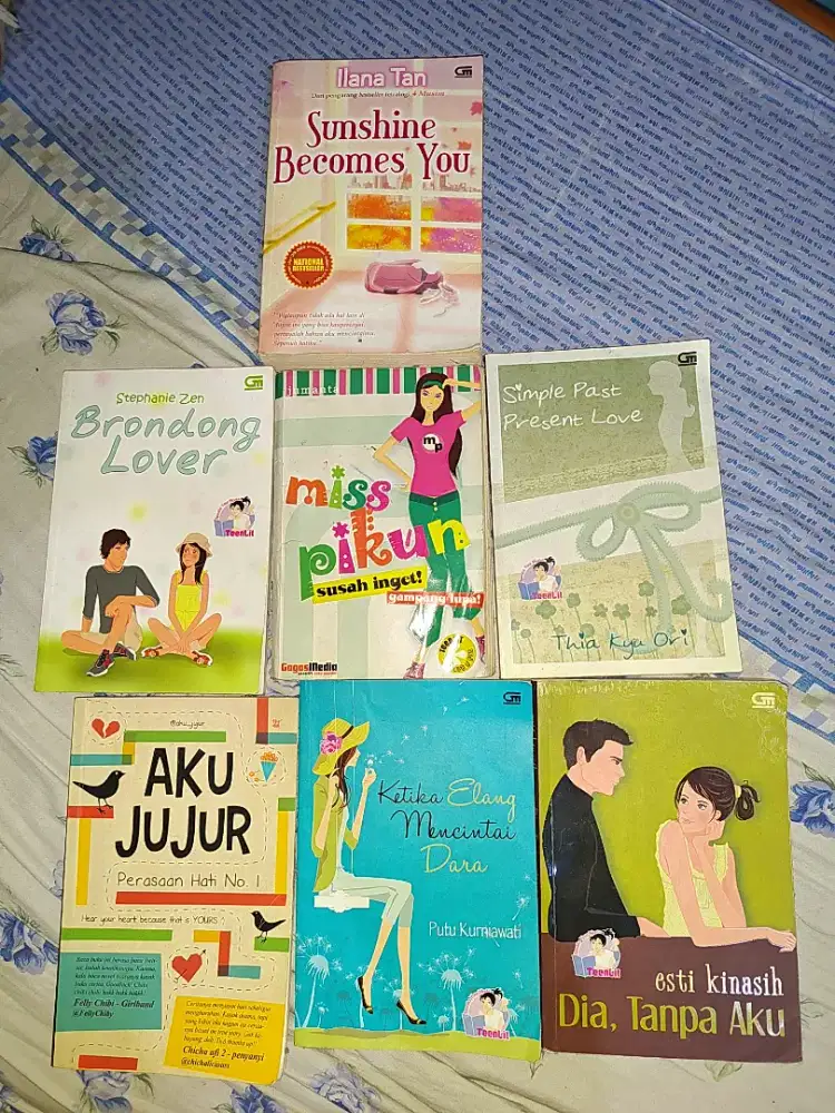 Novel teenlit bekas