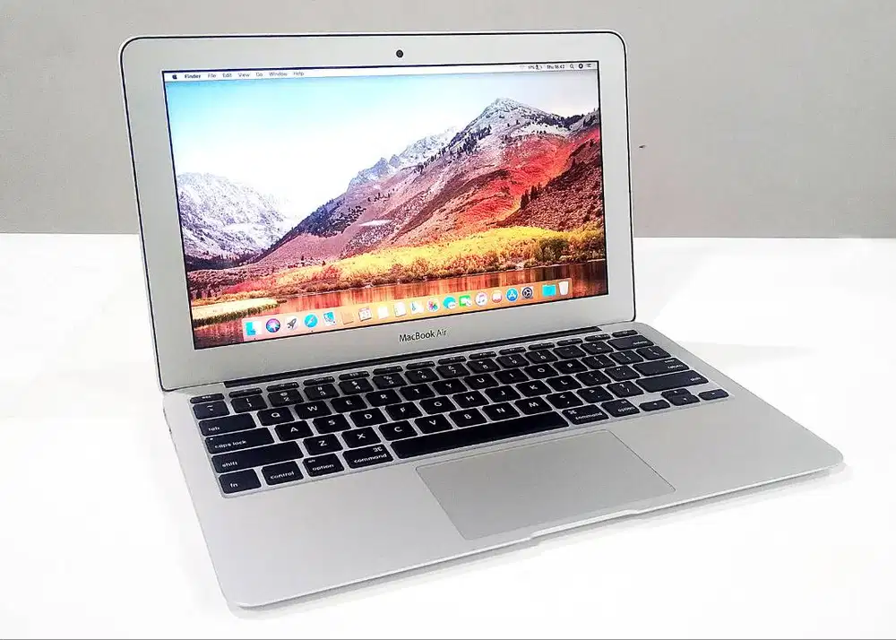 2jutaan MACBOOK AIR MJVM2 early 2015 Intel Core i5