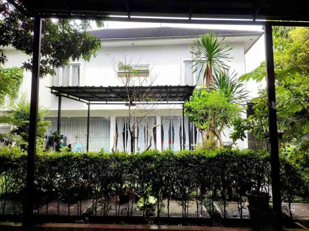 RUMAH MEWAH ELEGAN STRATEGIS SIAP HUNI PAMULANG
