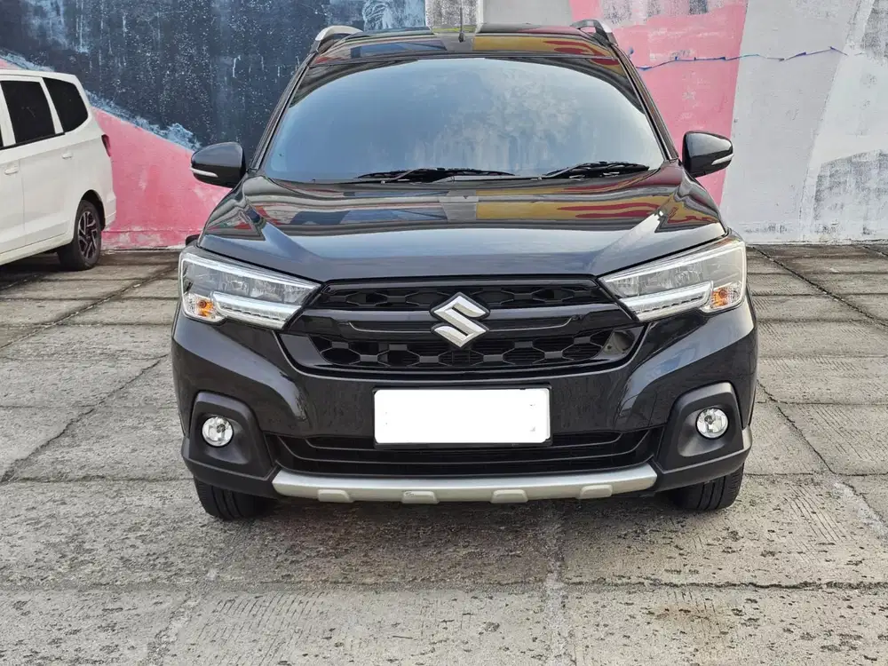 Suzuki xl7 alpha hybrid 2025 hitam