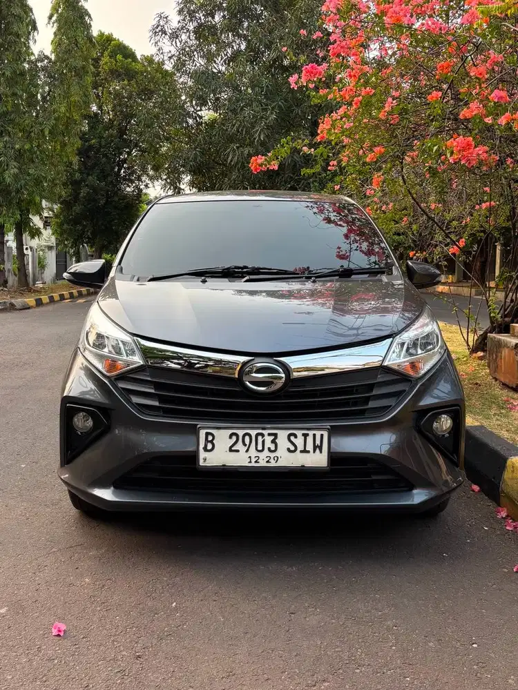 Sigra R Deluxe AT 2019