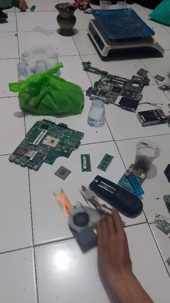 Hp ,ps , laptop mati total
