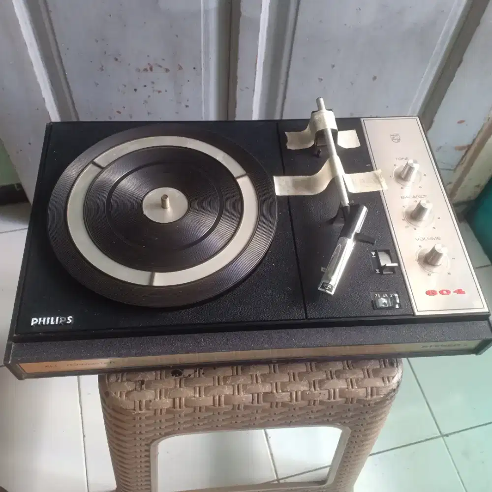 Turntable Philips type 604 all transistor jadul