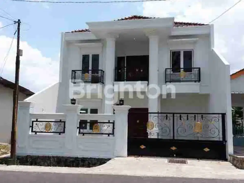 DIJUAL/SEWA  RUMAH BARU 2 LANTAI SANGAT STRATEGIS  DI JALAN RAYA TAJEM WEDOMARTANI SLEMAN