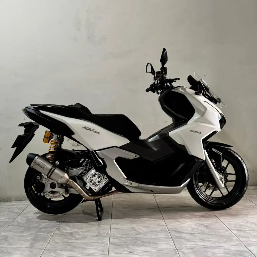 Honda Adv 160 CBS 2024