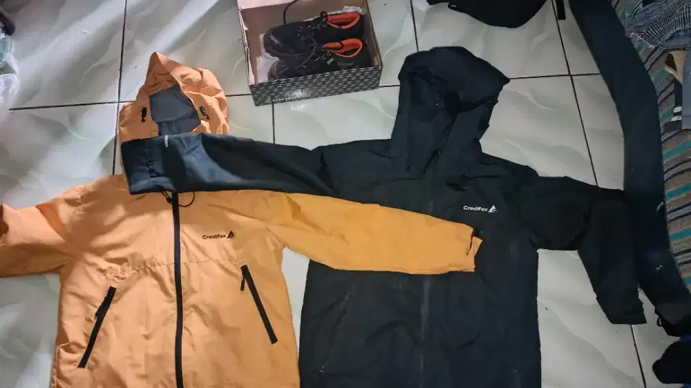 Wts jaket sepatu&carier