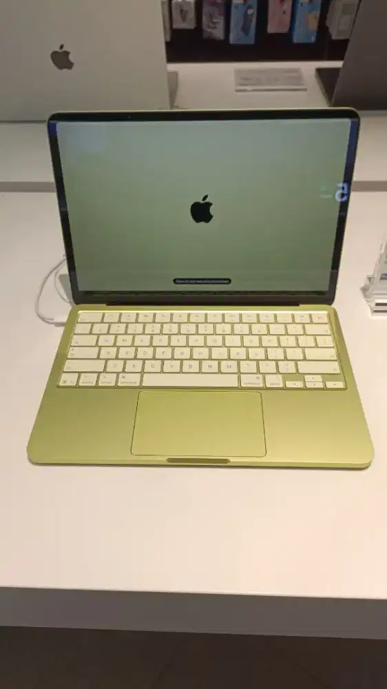 MacBook Neo 256Gb Bisa Cicilan Bunga Ringan