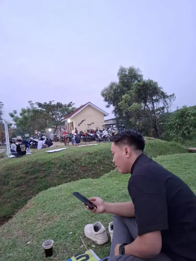 Butuh kerjaan penjaga/suster lansia/bayi