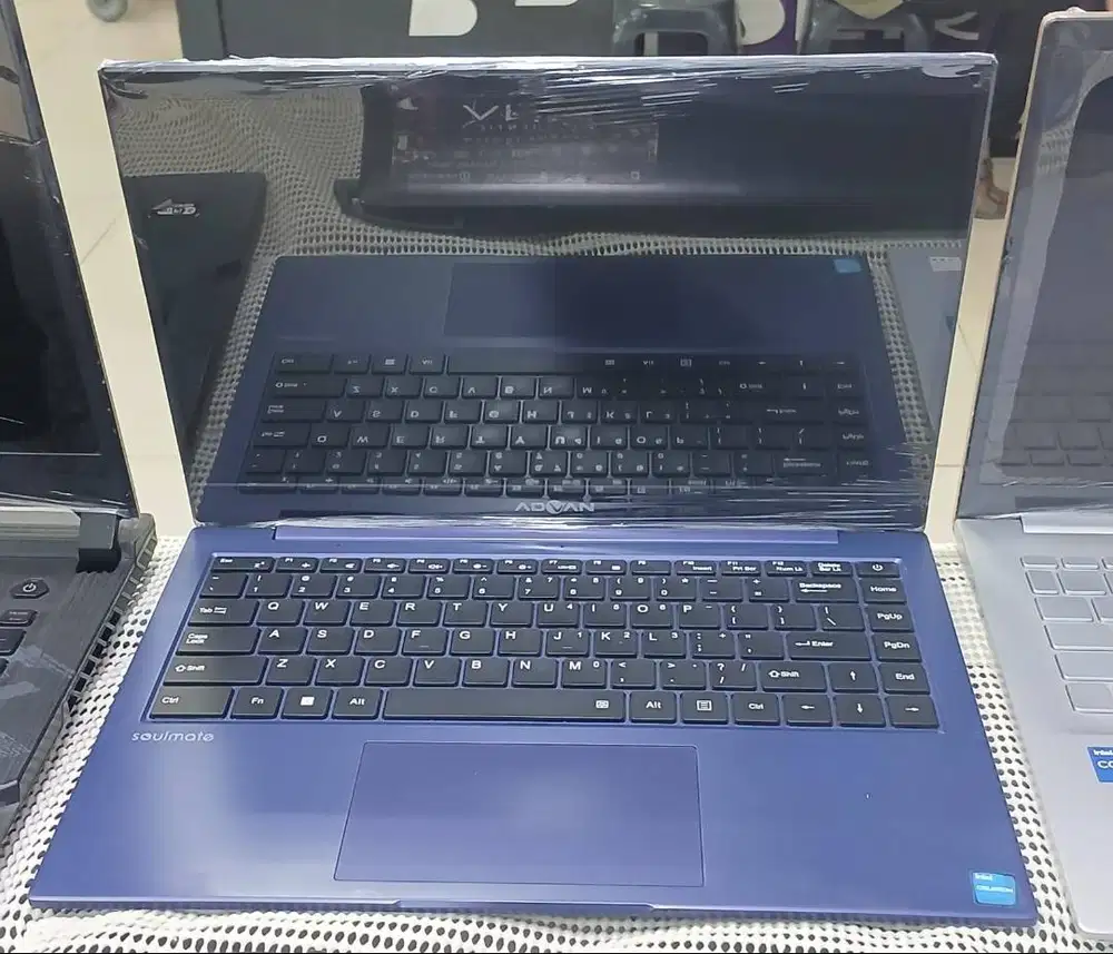Laptop Advan Soulmate Intel N4020 4GB 128GB SECOND