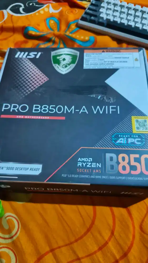 Motherboard + Chipset