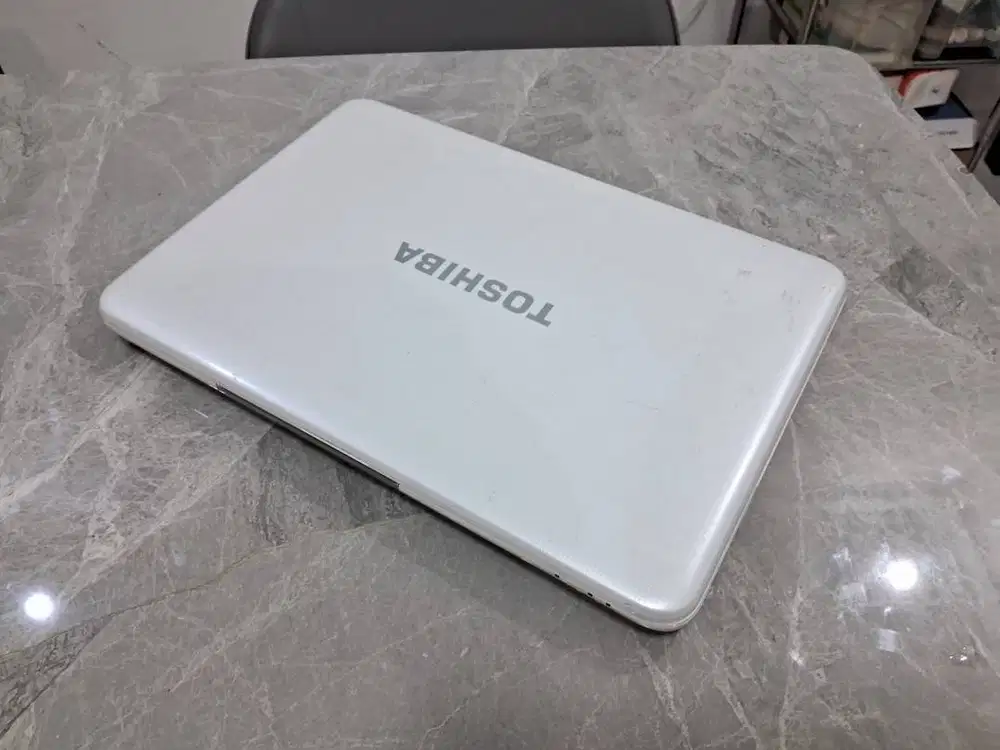Laptop i5 6GB VGA ATI Radeon Sekolah Kuliah Kerja Ok Mulus Garansi
