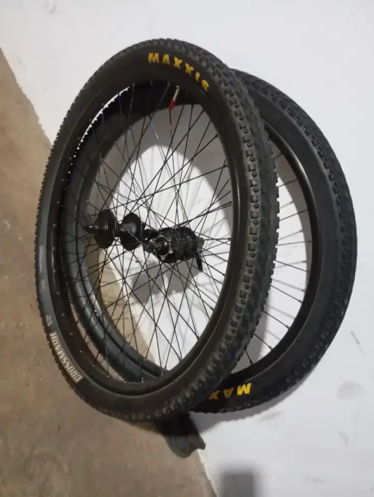 Ban maxxis croosmark KEVLAR 26 x 2.10