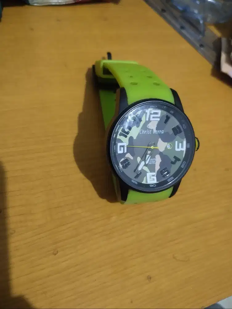 Jam tangan sporty army