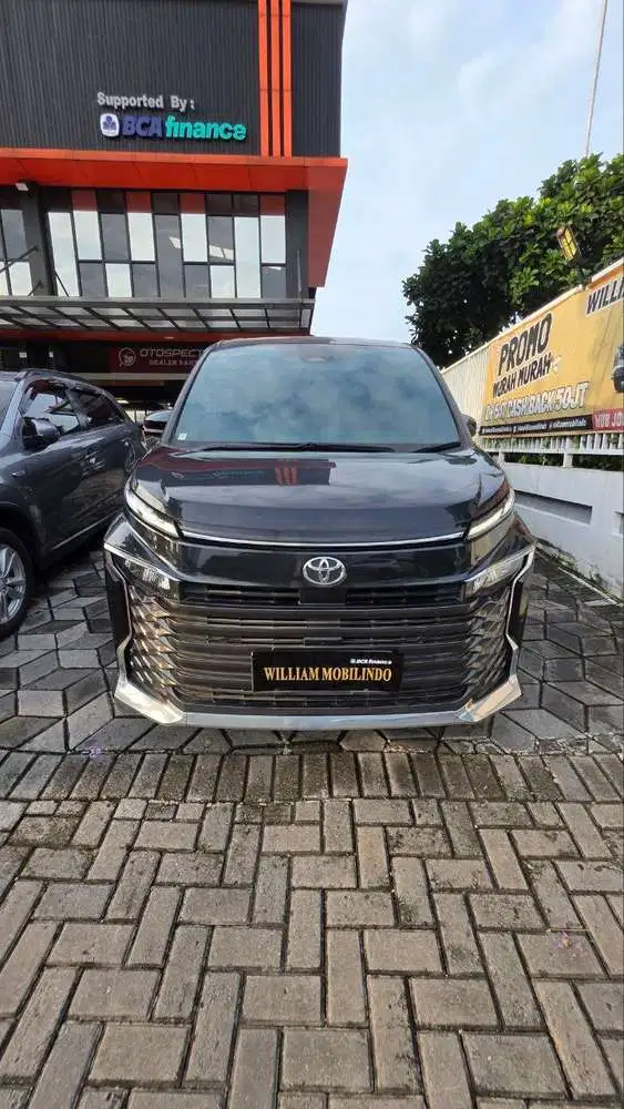 Toyota Voxy 2022 Bensin