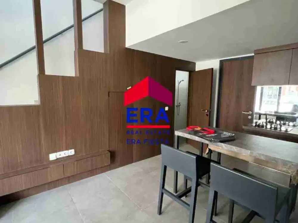 Dijual atau Disewakan Rumah Fully Furnished Kamar 2+1 di Freja House BSD